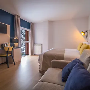 Hotel Aj And ****