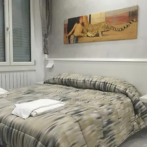 Picaflor Art & 2*, Milano Italia